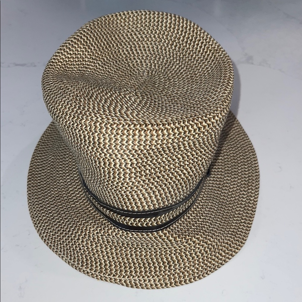 🛍️ 3 for $20 🛍️ - NWOT - Nine West Tan and Cream Woven Hat - Picture 6 of 9